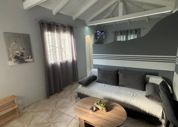 κτήμα γιώργος בית נופש זכארו