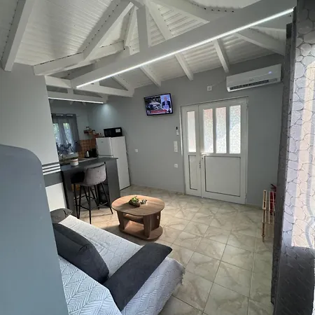 Κτήμα Γιώργος * Zaharo