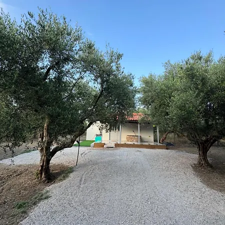 Κτήμα Γιώργος * Zaharo